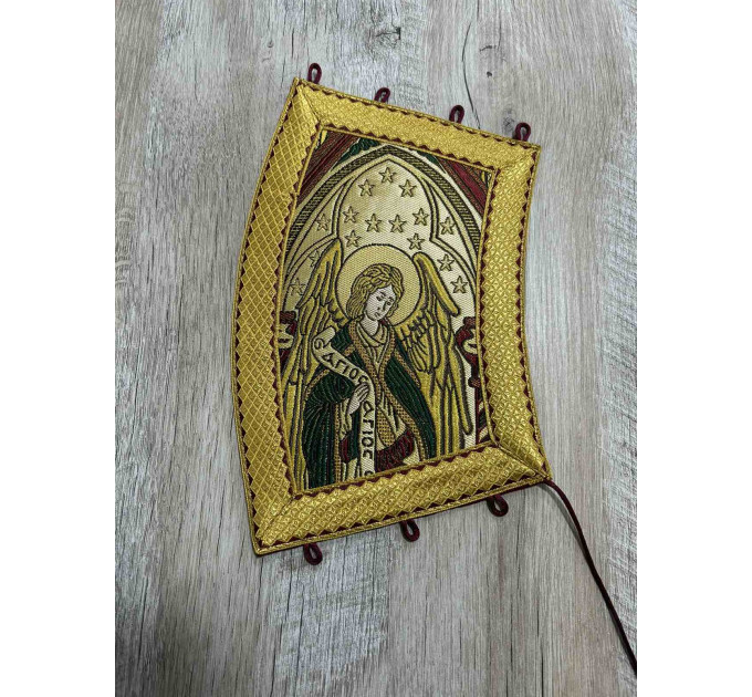 Priest's cuffs in metallic angels brocade