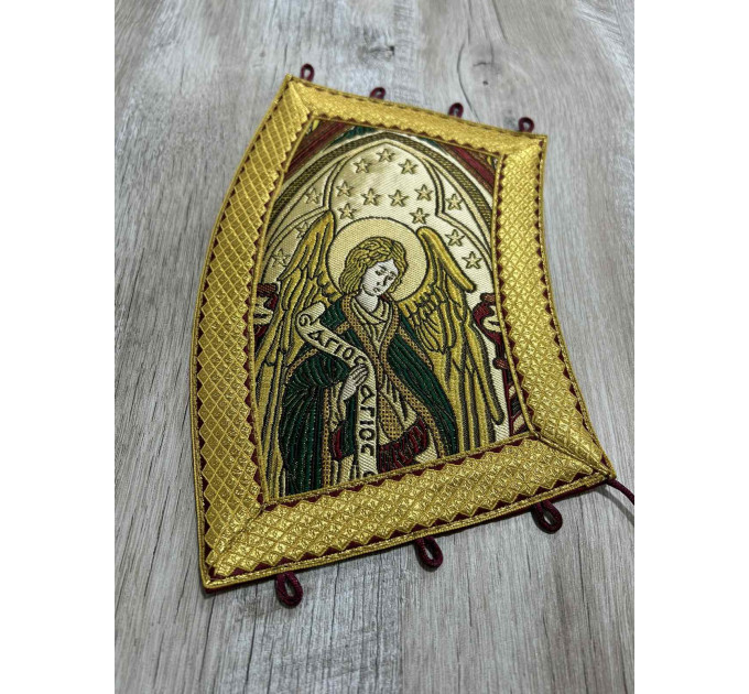 Priest's cuffs in metallic angels brocade