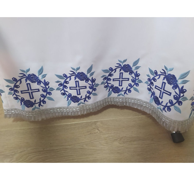 Embroidered pydryznik with a blue floral print - Stichar - Priest podriznik