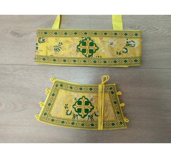 Slavic style vestments in brocade - Priest vestments - Clothes for priests - Liturgical vestments - Liturgical garments