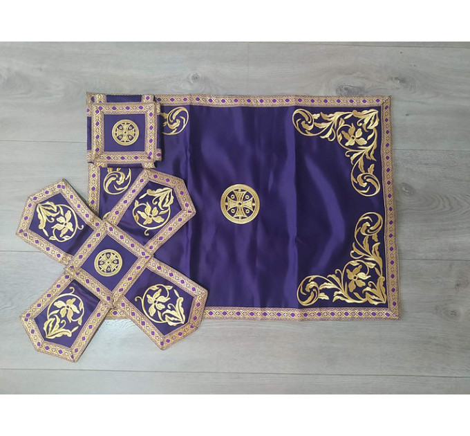 Elegant Embroidered Chalice Covers 