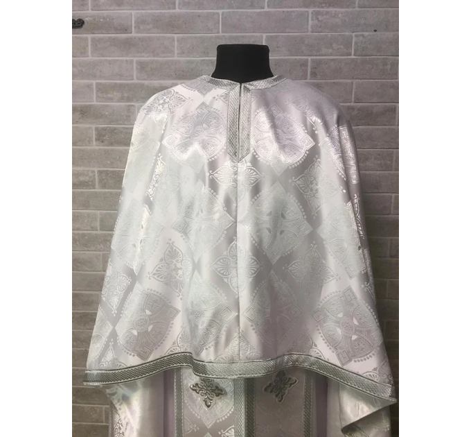 Vestment in brocade - Vestment set in brocade - Liturgical clothes for priest