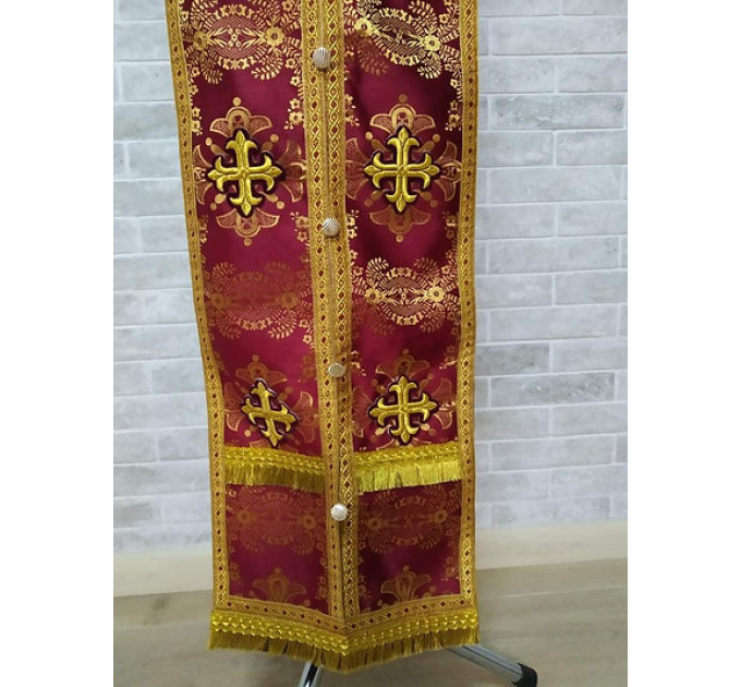 Maroon brocade stole and cuffs
