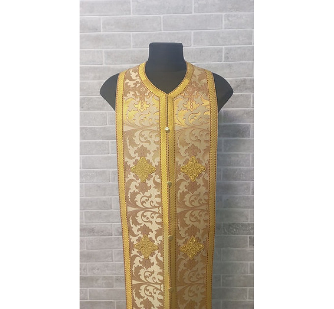 Stole and cuffs in brocade