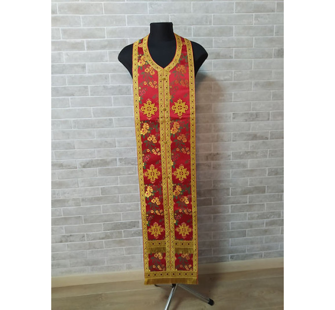 Brocade stole and cuffs 