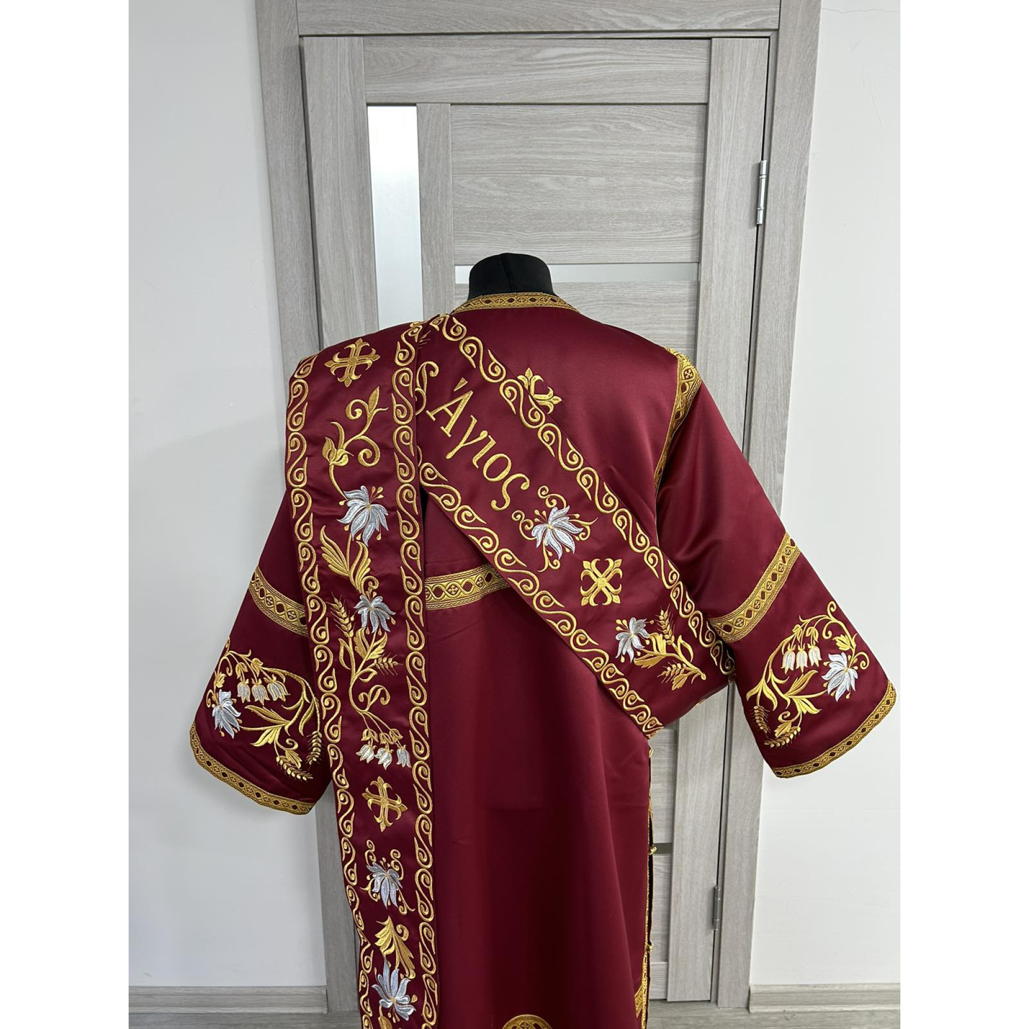 Protodeacon Embroidered protodeacon's Vestment with Slavic double orar ...