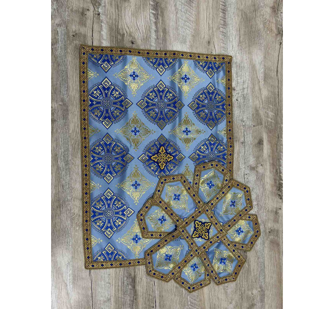 Vestment in blue brocade - Vestment set for priest - Liturgical set