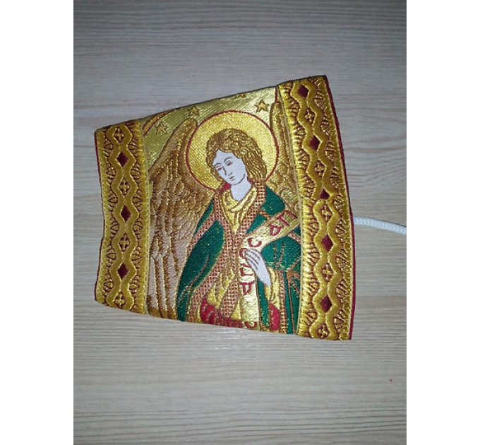 Priest's cuffs in metallic angels brocade